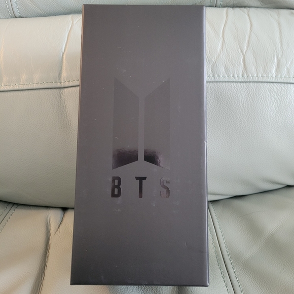 hybe Other - BTS Lightstick Armybomb Version 4 2026 Limited Edition NIB Sealed 100% Authentic